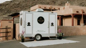 Read more about the article How to Choose Luxury Portable Restrooms for Your Event?