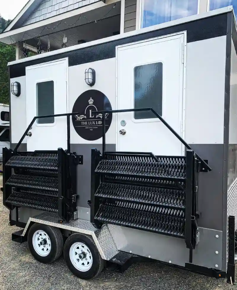Two-station commercial-grade washroom trailer
